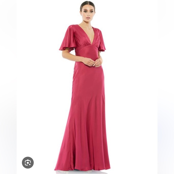 NWT Ieena for Mac Duggal Flounce Sleeve V-Neck Trumpet Gown in Raspberry Size 2 - Picture 1 of 9